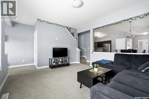 4609 Green Rock Road E, Regina, SK - Indoor Photo Showing Living Room