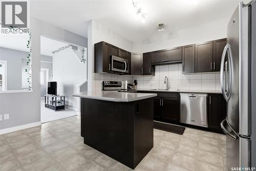 4609 Green Rock Road E, Regina, SK - Indoor Photo Showing Kitchen With Stainless Steel Kitchen With Upgraded Kitchen