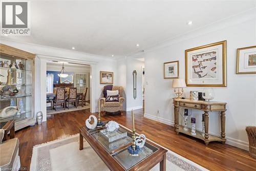 285 Glen Afton Drive, Burlington, ON - Indoor Photo Showing Living Room