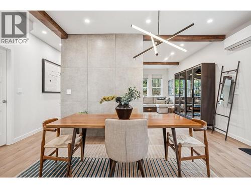 933 Mclean Drive, Vancouver, BC 