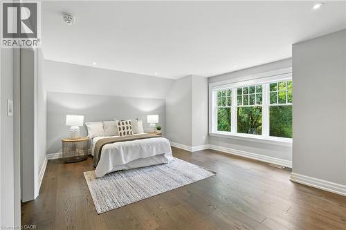 391 Patricia Drive, Burlington, ON - Indoor Photo Showing Bedroom