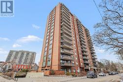 1701 - 20 THE DRIVEWAY  Ottawa, ON K2P 1C8