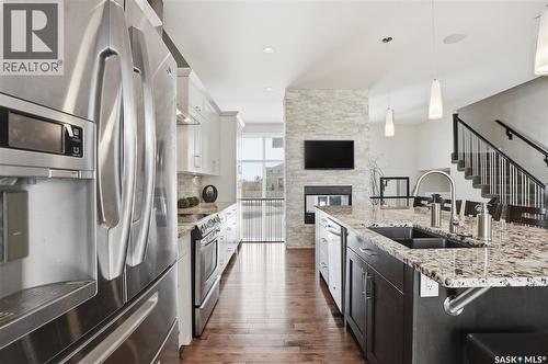 1807 Pohorecky Crescent, Saskatoon, SK - Indoor Photo Showing Kitchen With Stainless Steel Kitchen With Double Sink With Upgraded Kitchen