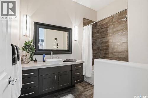 1807 Pohorecky Crescent, Saskatoon, SK - Indoor Photo Showing Bathroom