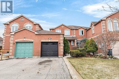99 WHITE TAIL CRESCENT  Brampton, ON L6Y 5B9
