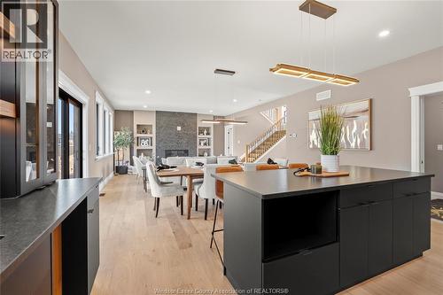 112 Bloomington, Chatham, ON - Indoor