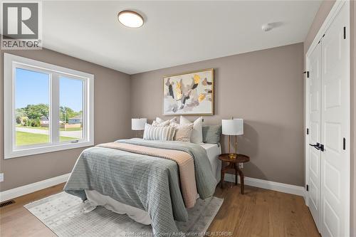 112 Bloomington, Chatham, ON - Indoor Photo Showing Bedroom