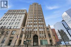 36 JAMES Street S Unit# 902 Hamilton, ON L8P 4W4