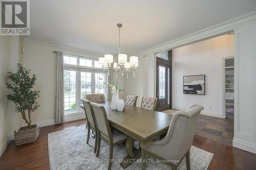 1615 Wickerson Gate, London South (South K), ON - Indoor Photo Showing Dining Room