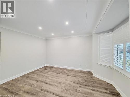 208 East 32Nd Street, Hamilton, ON - Indoor Photo Showing Other Room