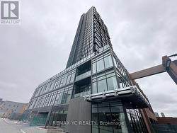 910 - 5 QUARRINGTON LANE Toronto, ON M3C 1H7