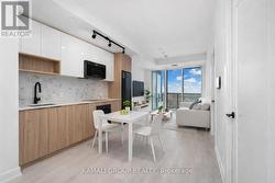 3613 - 5 DEFRIES STREET Toronto, ON M5A 0W7