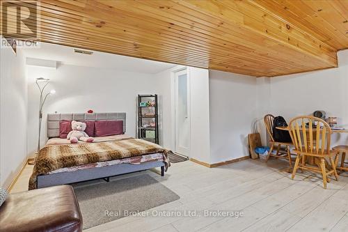 9 Holm Street, Cambridge, ON - Indoor Photo Showing Bedroom