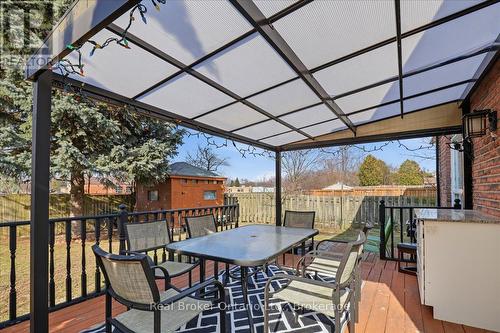 9 Holm Street, Cambridge, ON - Outdoor With Exterior