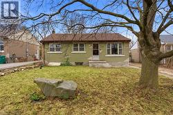 82 GLENVIEW Avenue Cambridge, ON N1R 2W2