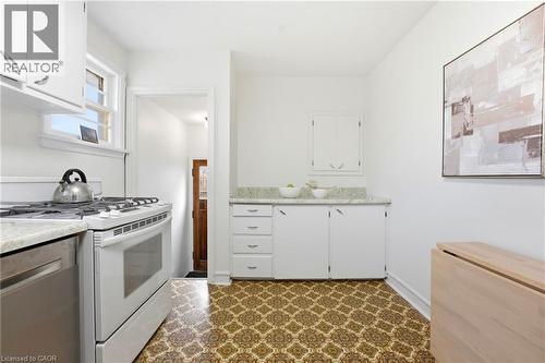 82 Glenview Avenue, Cambridge, ON - Indoor Photo Showing Other Room