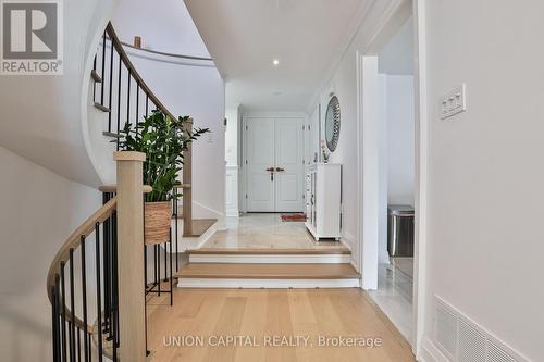 168 Kingsbridge Garden Circle, Mississauga, ON - Indoor Photo Showing Other Room