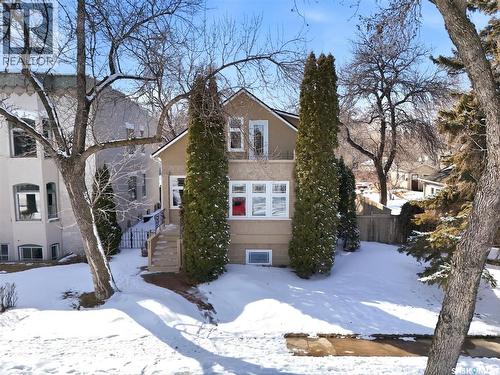921 10Th Avenue N, Saskatoon, SK - Outdoor
