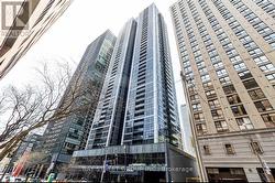 1502 - 28 TED ROGERS WAY Toronto, ON M4Y 2J4