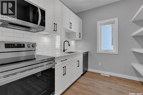 4327 Wild Rose Drive, Regina, SK - Indoor Photo Showing Kitchen