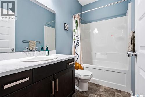 5381 Mckenna Crescent, Regina, SK - Indoor Photo Showing Bathroom