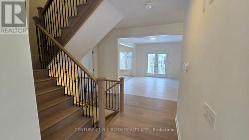 61 Ruby Ridge, Oro-Medonte, ON - Indoor Photo Showing Other Room