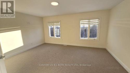 61 Ruby Ridge, Oro-Medonte, ON - Indoor Photo Showing Other Room