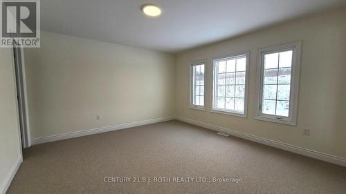 61 Ruby Ridge, Oro-Medonte, ON - Indoor Photo Showing Other Room