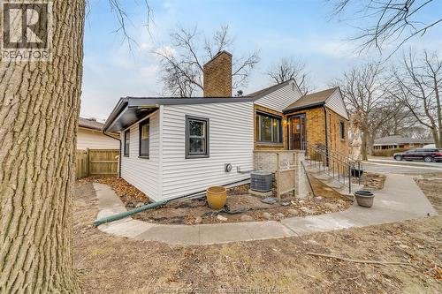 1114 Edward Unit# Upper, Windsor, ON - Outdoor