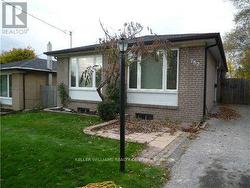 UPPER - 782 BOTANY HILL CRESCENT Newmarket, ON L3Y 3A8