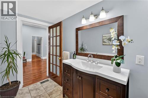 Main Level - Bathroom - 287 Main Street E, Grimsby, ON - Indoor Photo Showing Bathroom