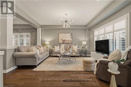 39 Turi Drive, Hamilton, ON - Indoor Photo Showing Living Room With Fireplace
