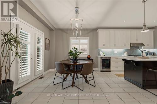 39 Turi Drive, Hamilton, ON - Indoor Photo Showing Kitchen