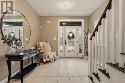 39 Turi Drive, Hamilton, ON - Indoor Photo Showing Other Room