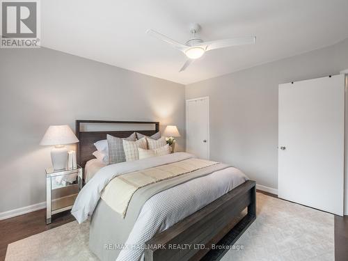 8 Glenvale Boulevard, Toronto, ON - Indoor Photo Showing Bedroom