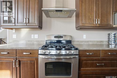 3229 18Th Avenue, Regina, SK - Indoor Photo Showing Kitchen