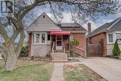 119 CAMERON AVENUE S Hamilton, ON L8K 2X6