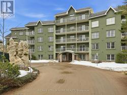 208 - 24 ONTARIO STREET Bracebridge, ON P1L 2H5