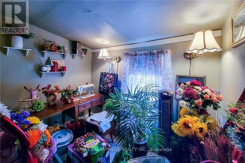 72 East 32Nd Street, Hamilton, ON - Indoor