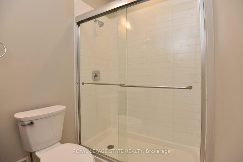 603-150 Main Street W, Hamilton, ON - Indoor Photo Showing Bathroom