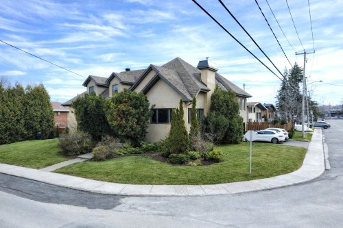 Façade - 1004 Av. Suzanne, Laval (Saint-Vincent-De-Paul), QC - Outdoor
