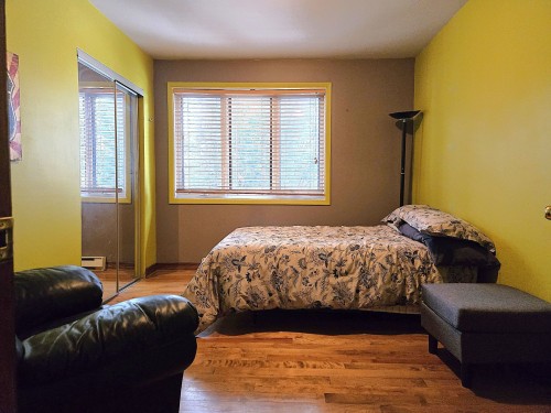 Chambre à coucher - 1004 Av. Suzanne, Laval (Saint-Vincent-De-Paul), QC - Indoor Photo Showing Bedroom