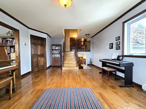 Boudoir - 1004 Av. Suzanne, Laval (Saint-Vincent-De-Paul), QC - Indoor Photo Showing Other Room