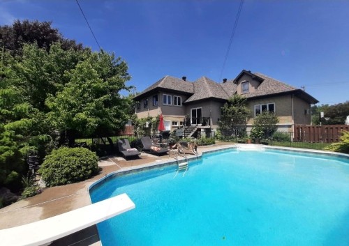 Extérieur - 1004 Av. Suzanne, Laval (Saint-Vincent-De-Paul), QC - Outdoor With In Ground Pool With Backyard