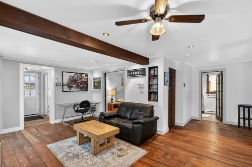 Salon - 1696 Ch. Du Rapide, Rivière-Rouge, QC - Indoor Photo Showing Living Room