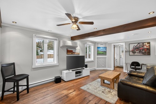 Salon - 1696 Ch. Du Rapide, Rivière-Rouge, QC - Indoor Photo Showing Living Room