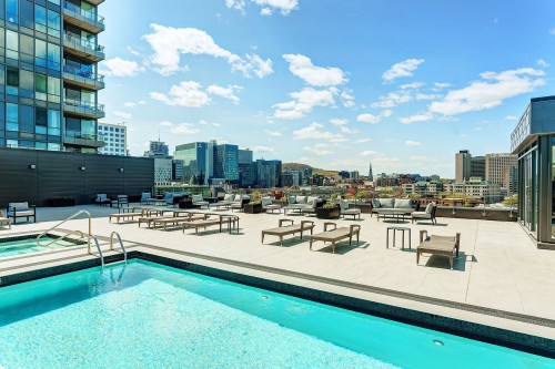 Pool - 605-1025 Rue De La Commune E., Montréal (Ville-Marie), QC - Outdoor With In Ground Pool