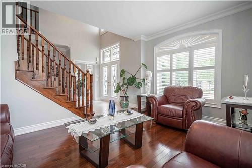 3220 Sorrento Crescent, Burlington, ON - Indoor Photo Showing Living Room