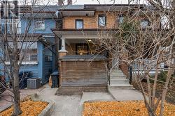 4 ADRIAN AVENUE Toronto, ON M6N 1A1