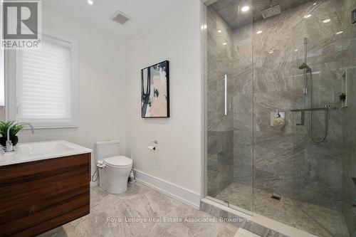 Bathroom - 63 Troy Street, Mississauga, ON - Indoor Photo Showing Bathroom